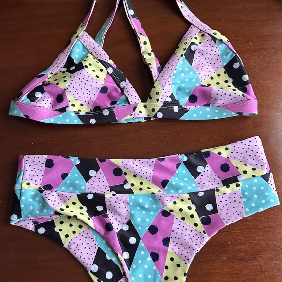 Kulani Kini Loco Lioness Bikini SET - Picture 1 of 2